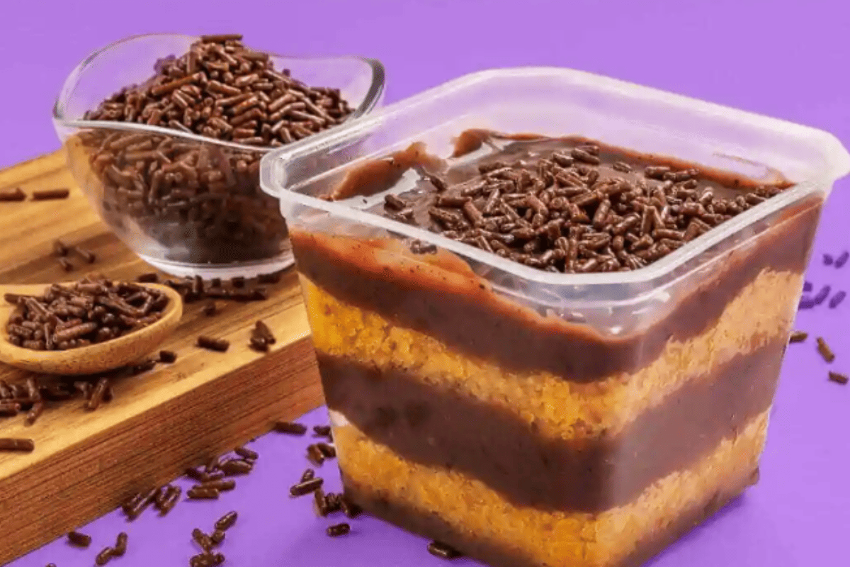 Bolo de Pote de Cenoura e Chocolate