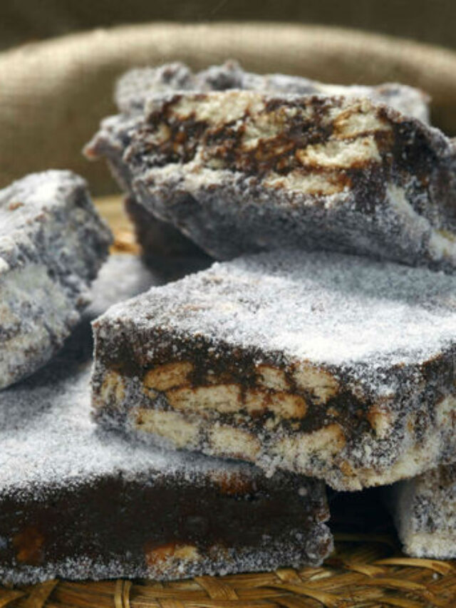 Torta de palha italiana deliciosa para  este natal